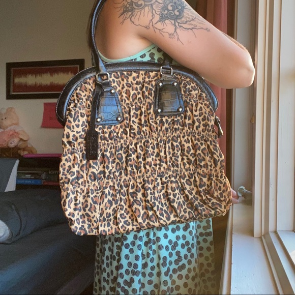 Cheetah print purse - Picture 6 of 6